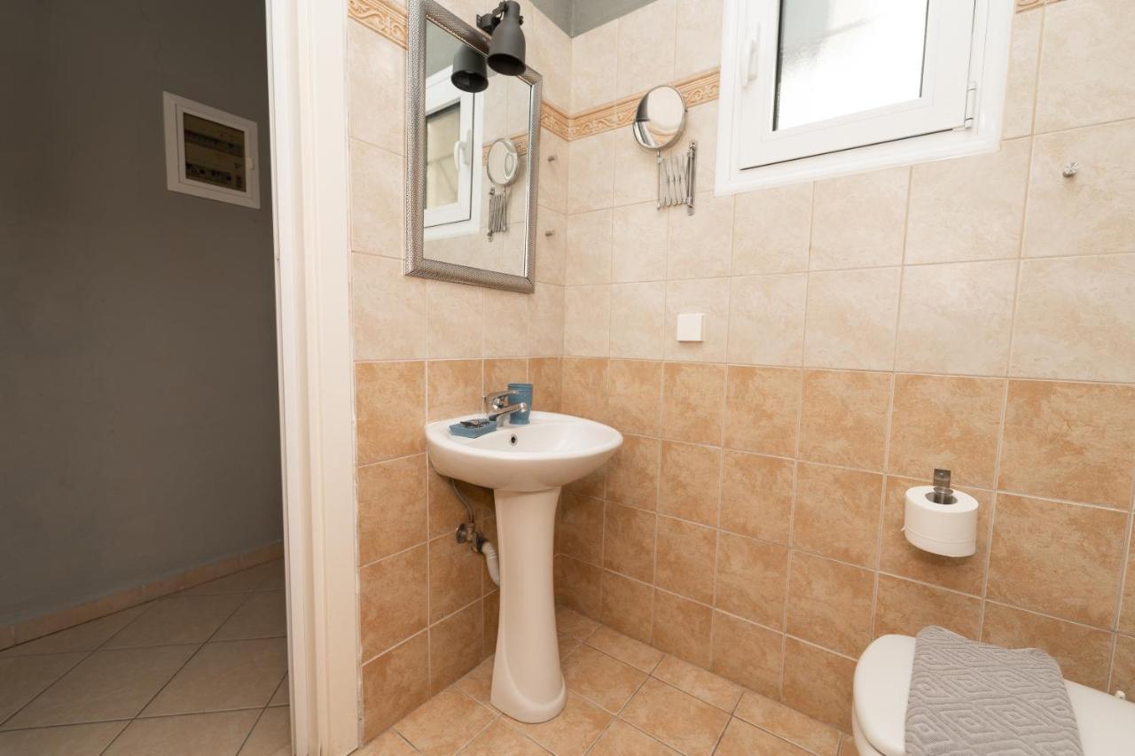 Glykanisos Mini Suites Néa Péramos Buitenkant foto