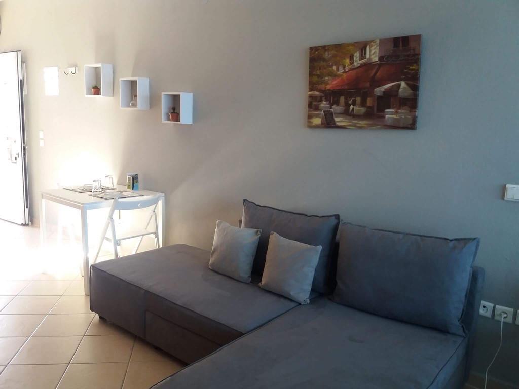 Glykanisos Mini Suites Néa Péramos Buitenkant foto